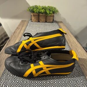 Onitsuka Tiger Mexico 66 size 10 men